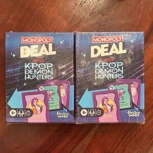 Hasbro Monopoly Deal K-Pop Demon Hunters Card Game - Purple and Blue